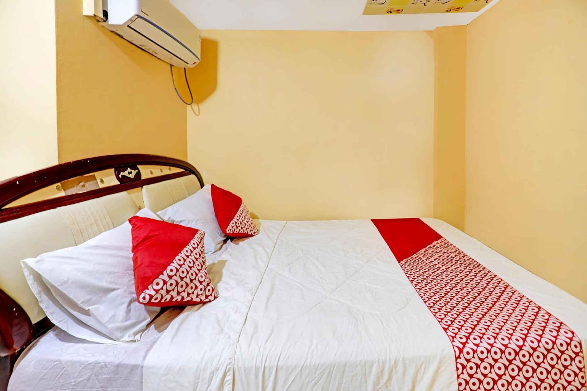 Oyo 92334 Abi Manyu Syariah Hotel Nagoya Bagian luar foto